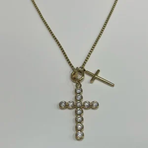 COLLAR CRUZ CIRCONITAS